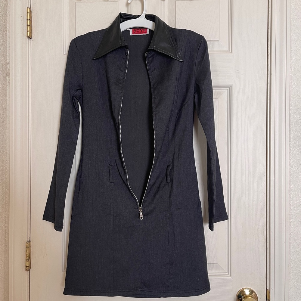 Mid-length coat/dress